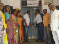 मेडशीच्या ग्रामस्थांनी ठोकले ग्रामपंचायत कार्यालयाला कुलूप! - Marathi News | Village villagers locked the Gram Panchayat office! | Latest vashim News at Lokmat.com
